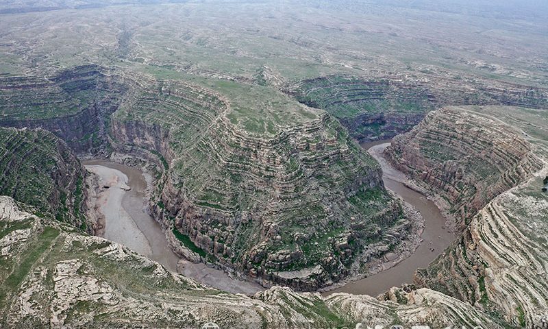 Seimareh river in Khazineh canyon, Seymareh