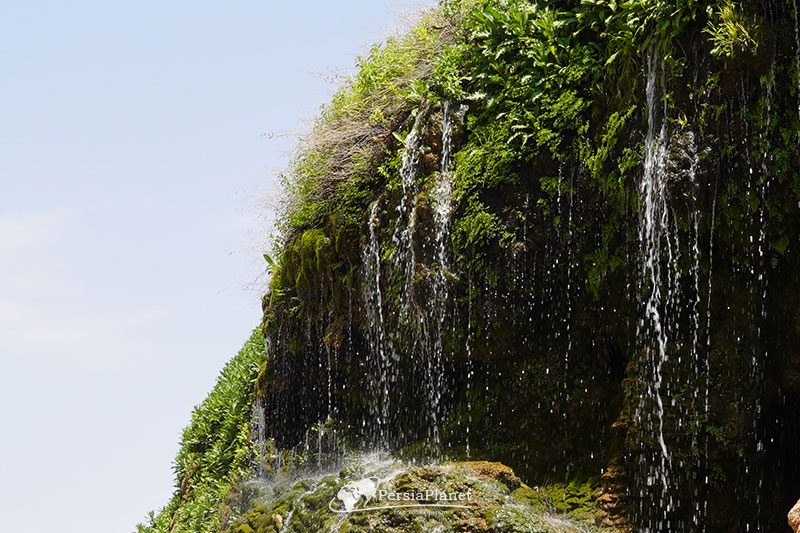 Asyab Kharabeh Waterfall