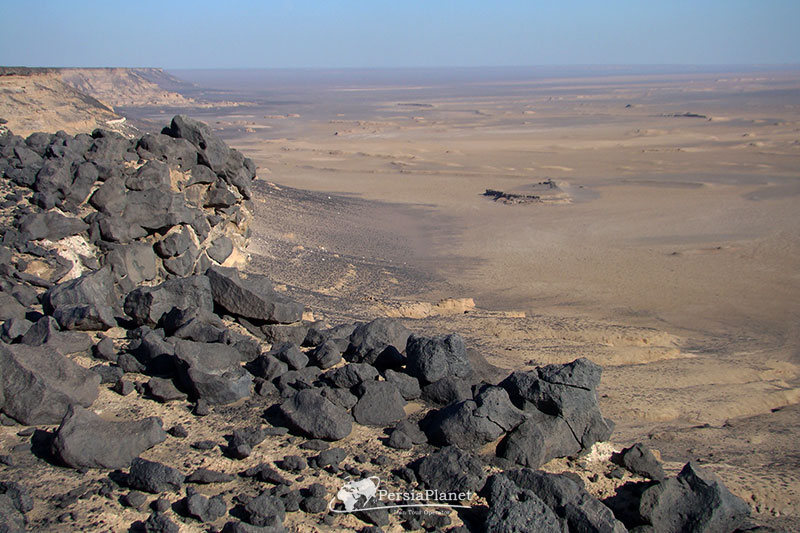 Gandom Beryan, Hot Desert